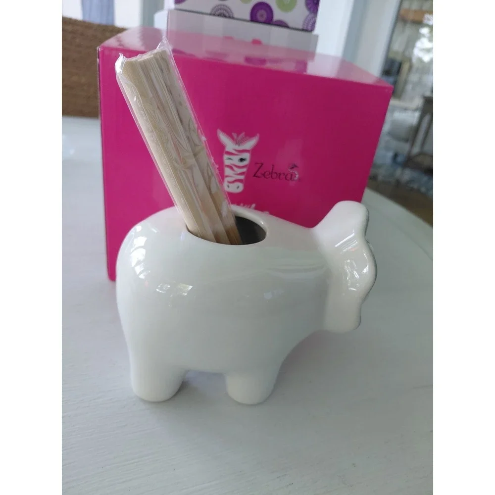 Pink Zebra Baby Lion Reed Diffuser Vase Just Add Soaks Brand New In Box